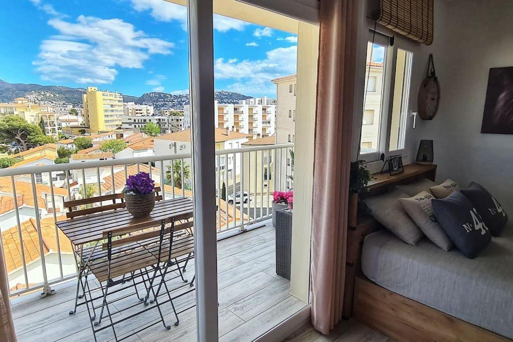 Sunrisemare Vacational Studio Roses Bagian luar foto