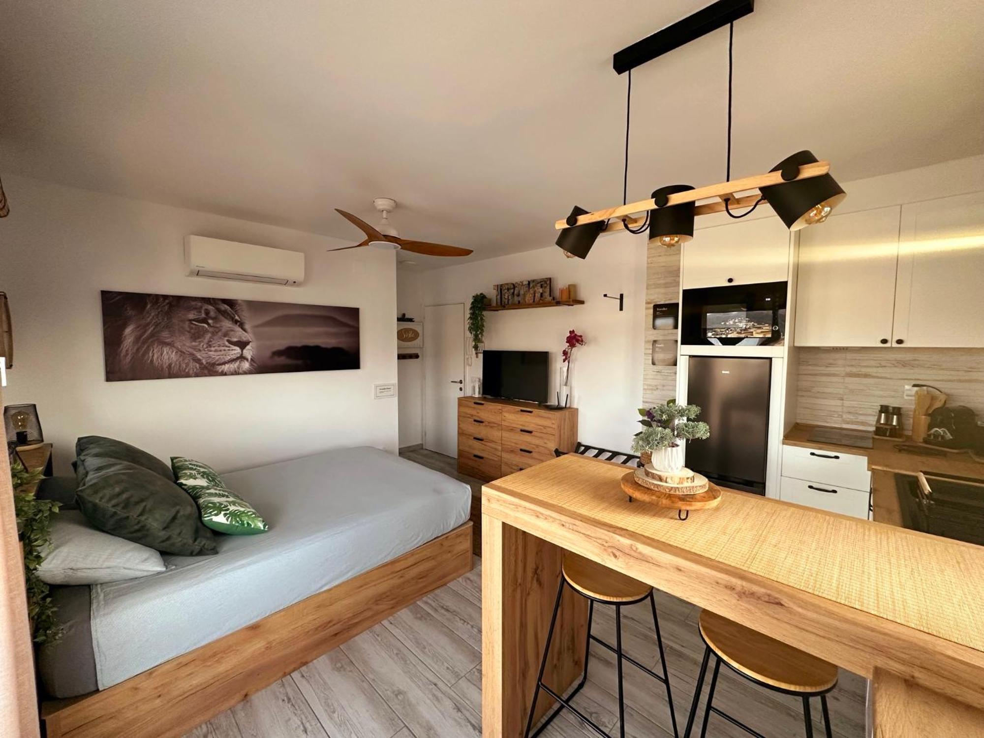 Sunrisemare Vacational Studio Roses Bagian luar foto